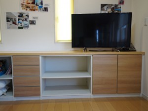収納家具キュビオス